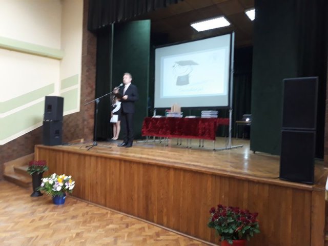 Klasy_3_2017_2018_GIM_010