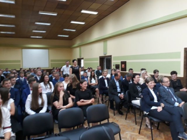 Klasy_3_2017_2018_GIM_043