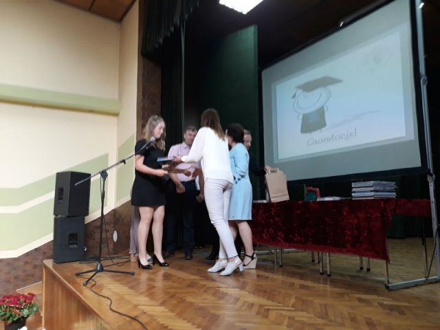 Klasy_3_2017_2018_GIM_055