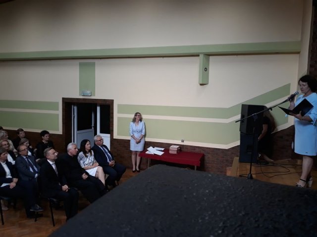 Klasy_3_2017_2018_GIM_083