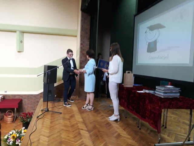 Klasy_3_2017_2018_GIM_090