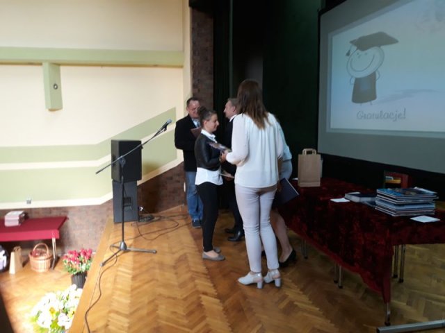 Klasy_3_2017_2018_GIM_103