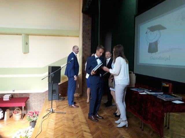 Klasy_3_2017_2018_GIM_117