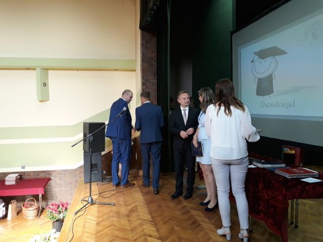 Klasy_3_2017_2018_GIM_121