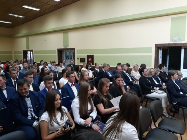 Klasy_3_2017_2018_GIM_195