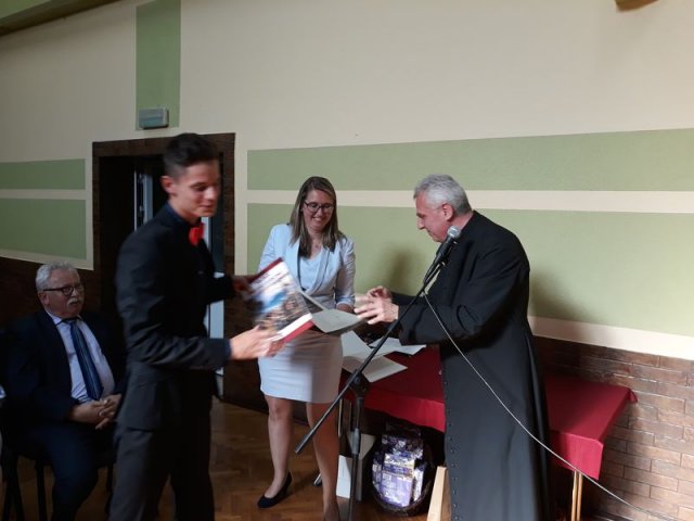 Klasy_3_2017_2018_GIM_227