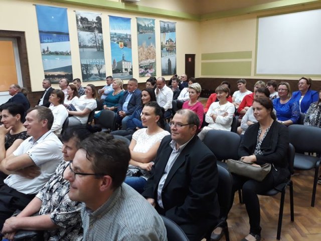 Klasy_3_2017_2018_GIM_251