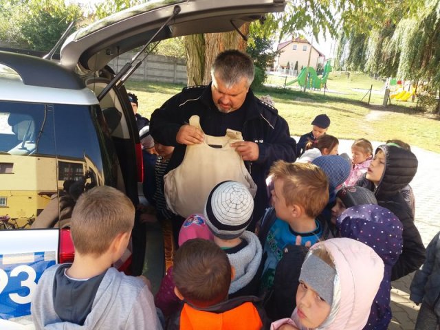 policjant_1a_1b_2018_06