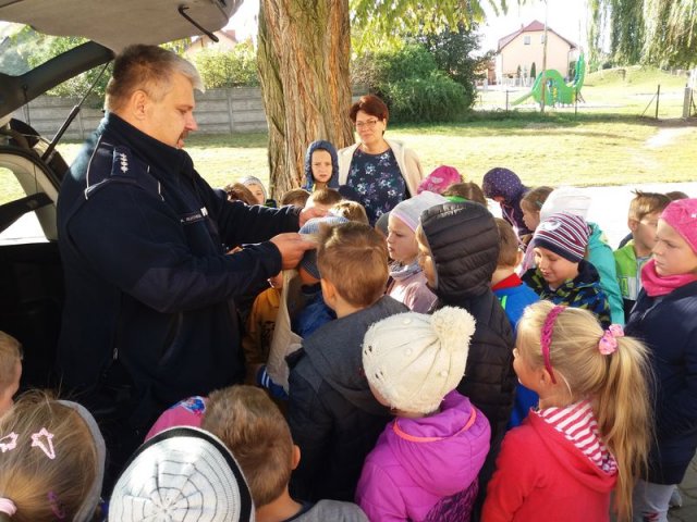 policjant_1a_1b_2018_08