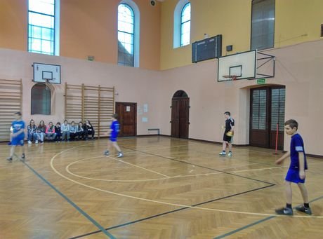 Faza grupowa piłki halowej 2018