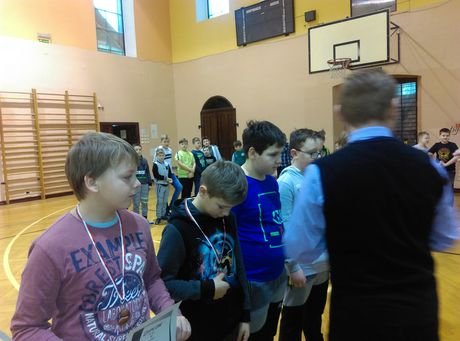 MISTRZOSTWA SZKOŁY W PIŁCE HALOWEJ – WRĘCZENIE NARÓD