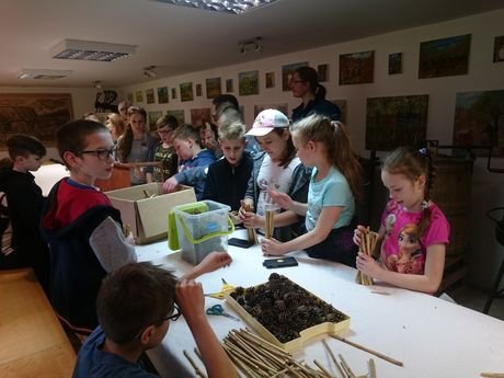 Wycieczka do zagrody Pszczółki przyjaciółki