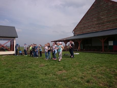 Wycieczka do zagrody Pszczółki przyjaciółki